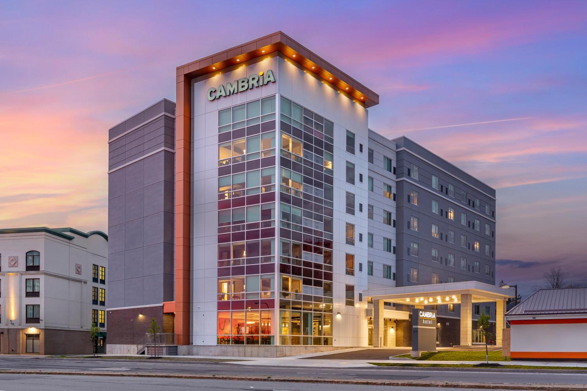 Cambria Hotel Niagara Falls Exterior foto